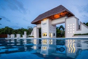 Bluebay Grand Esmeralda