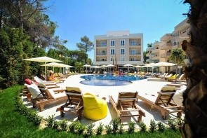 Sandy Beach Hotel